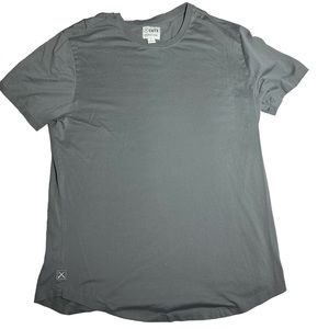 Men’s short sleeve Cuts Clothing gray hemmed shirt - size large